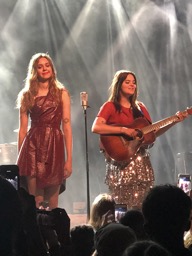 Concert footage of the First Aid Kit at Brooklyn Steel on 2018-09-12