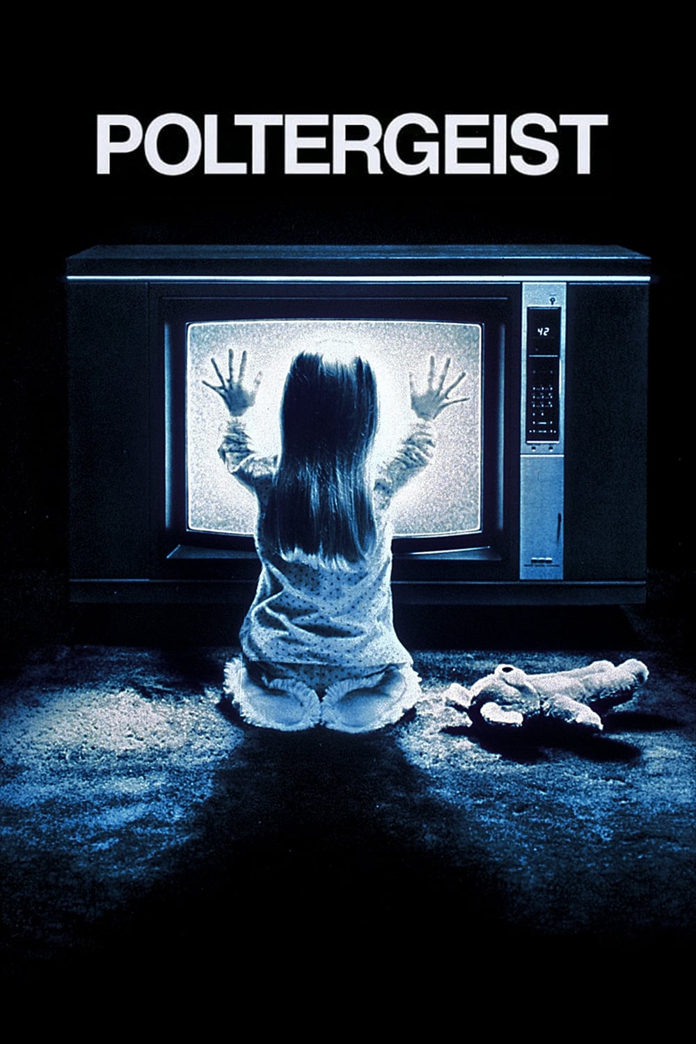 Summary image for Revisiting "Poltergeist" review