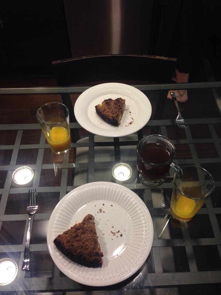Chez nous aujourd&rsquo;hui:  coffee et coffee-cake!